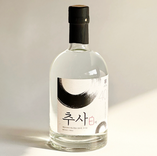 Chusa 40 Korean Apple Brandy 추사 40 사과 소주